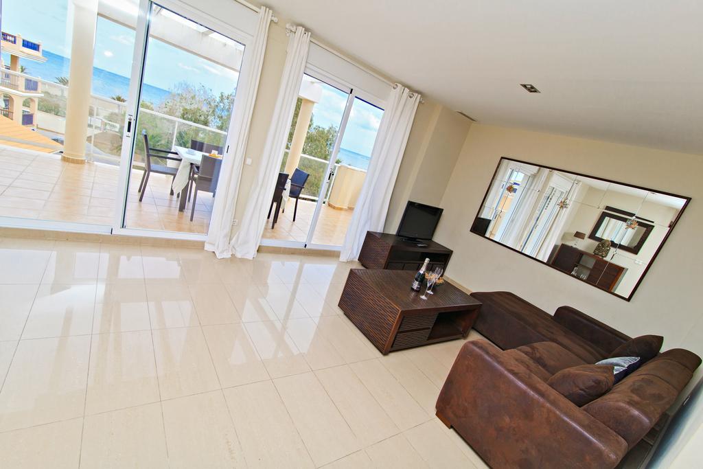Apartamentos Carlton Vyb Dénia Esterno foto