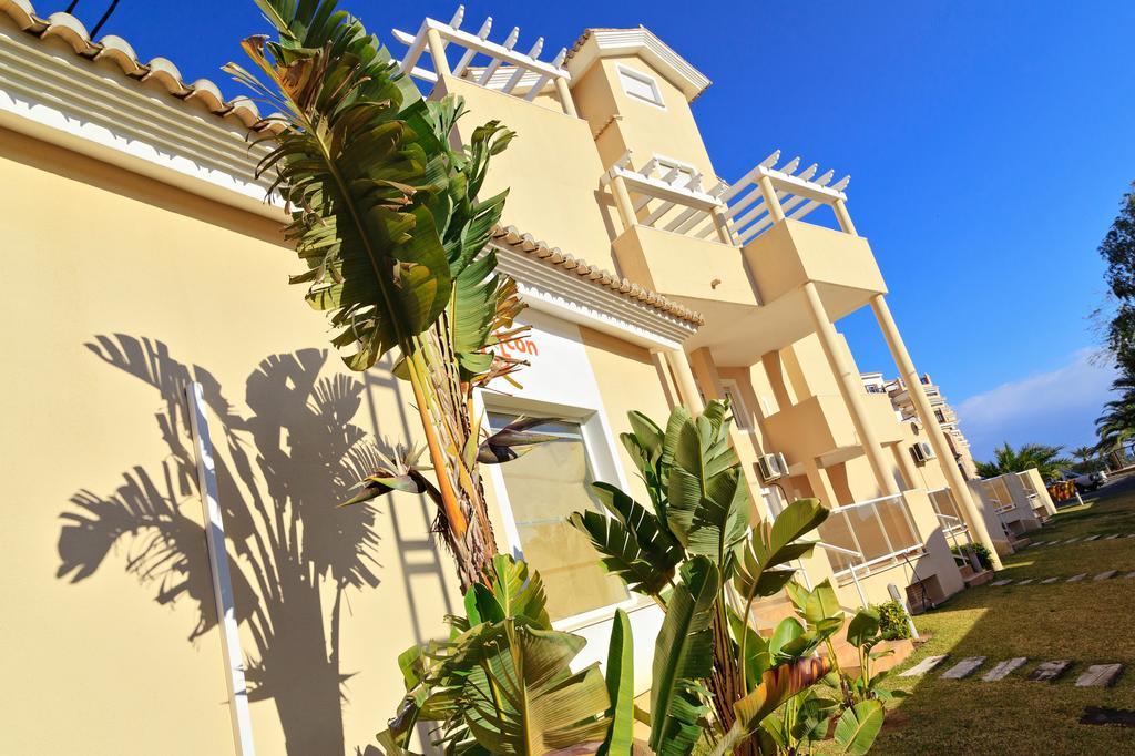 Apartamentos Carlton Vyb Dénia Esterno foto