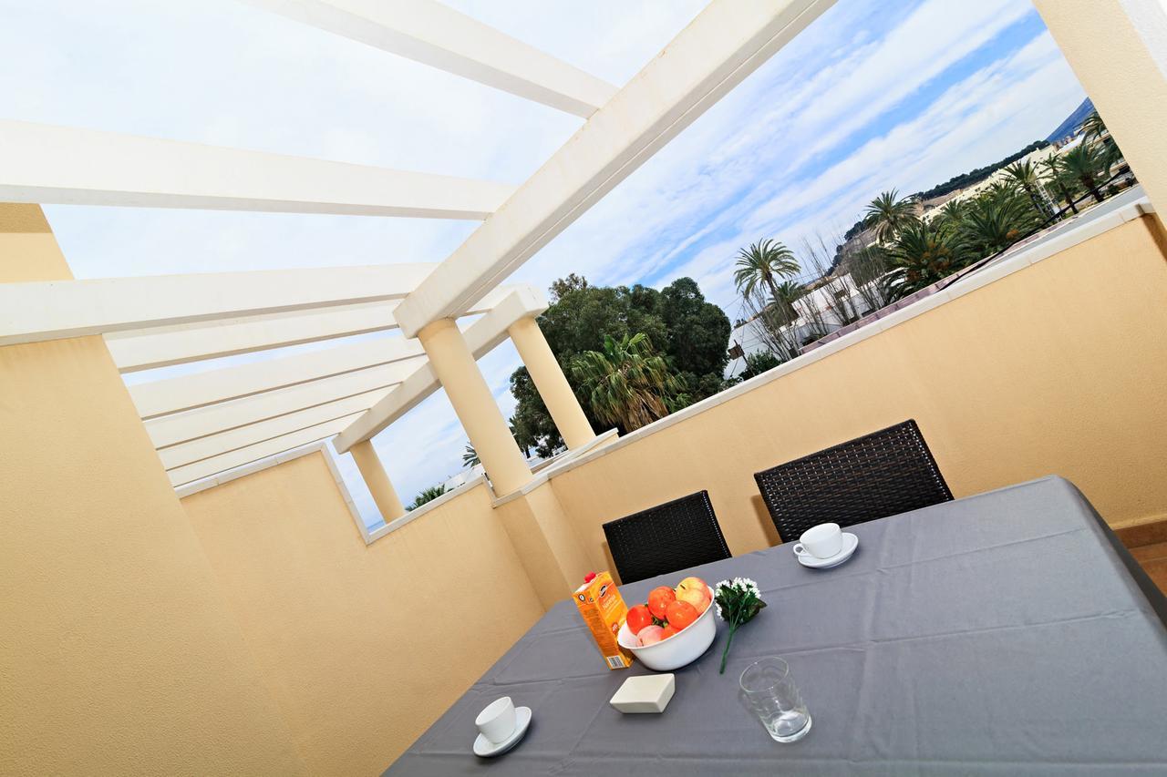 Apartamentos Carlton Vyb Dénia Esterno foto